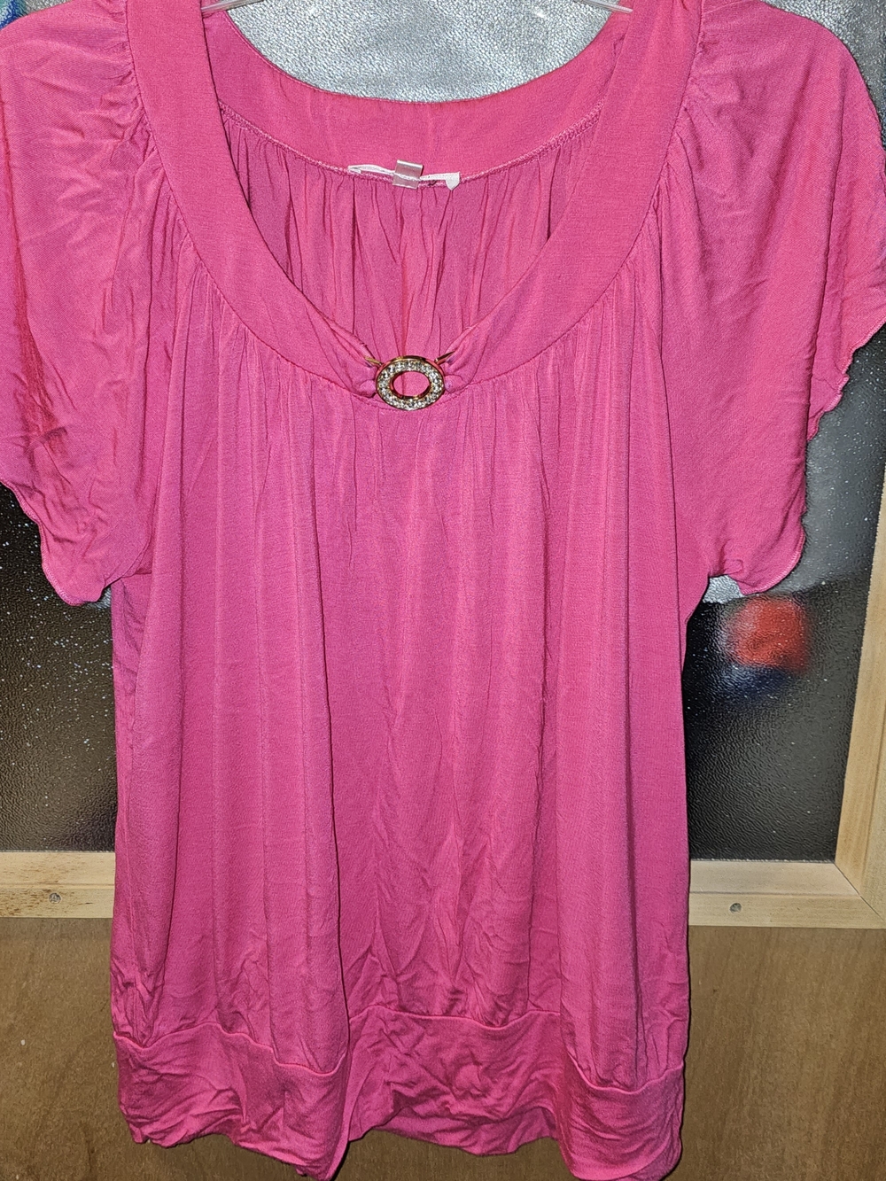 Women’s Bright Pink Short-Sleeve Scoop Neck Top with Decorative Accent